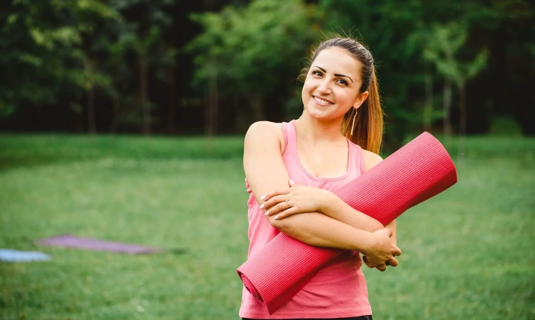 10 Tư thế Yoga cơ bản cho người mới bắt đầu: Hướng dẫn chi tiết