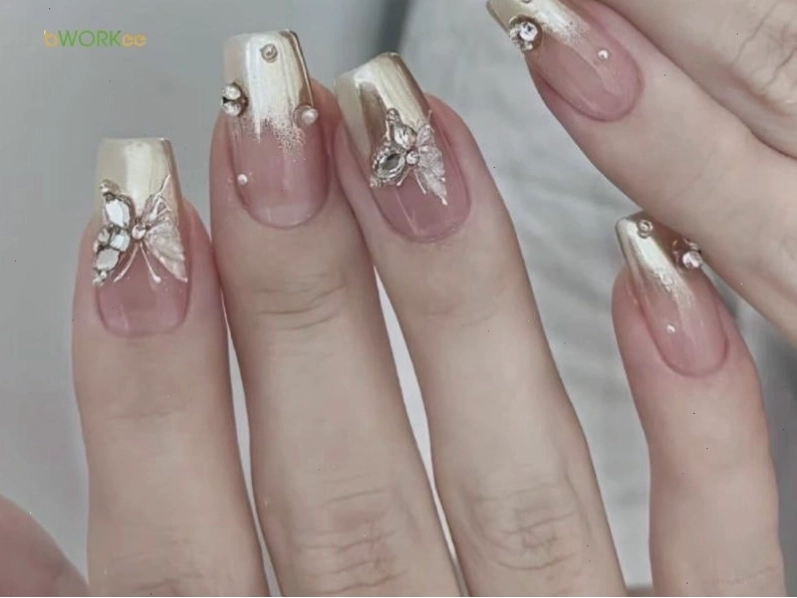 Mẫu nail nhũ ombre chuyển màu ấn tượng