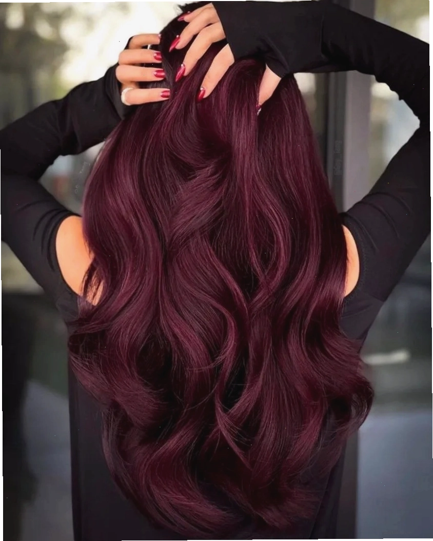 Tóc màu đỏ rượu vang đậm huyền bí và quyến rũ